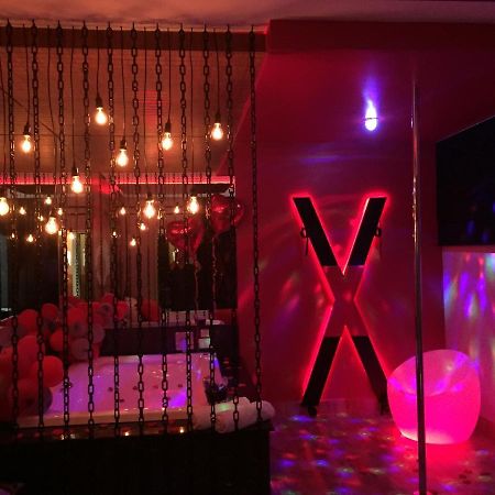 Imperium Inn Motel (Adults Only) Nova Ponte Buitenkant foto