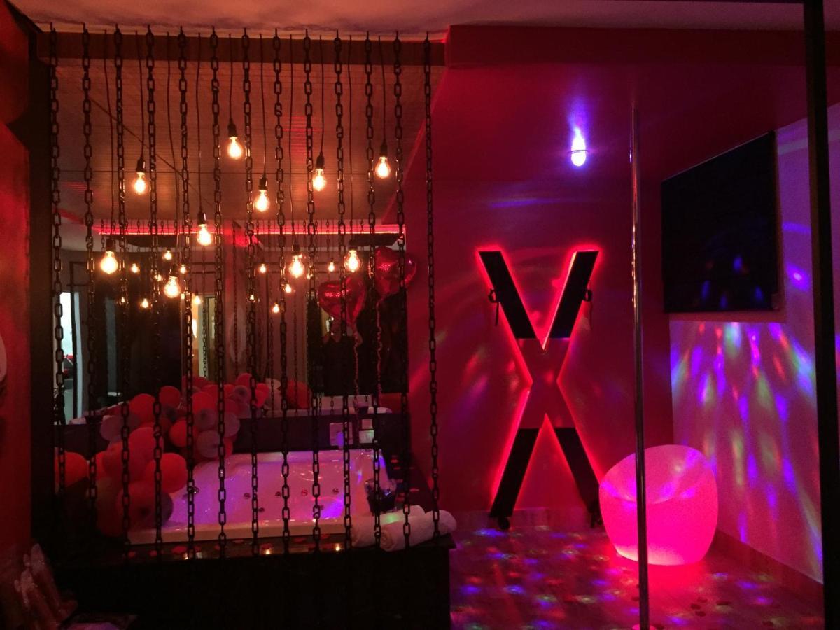 Imperium Inn Motel (Adults Only) Nova Ponte Buitenkant foto