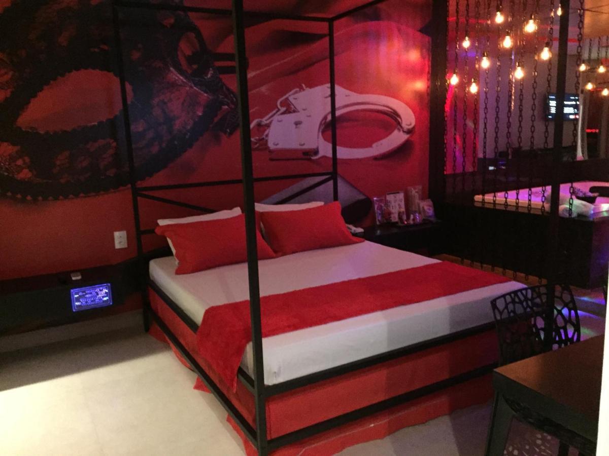 Imperium Inn Motel (Adults Only) Nova Ponte Buitenkant foto