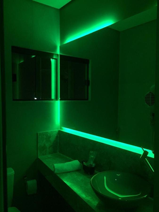 Imperium Inn Motel (Adults Only) Nova Ponte Buitenkant foto
