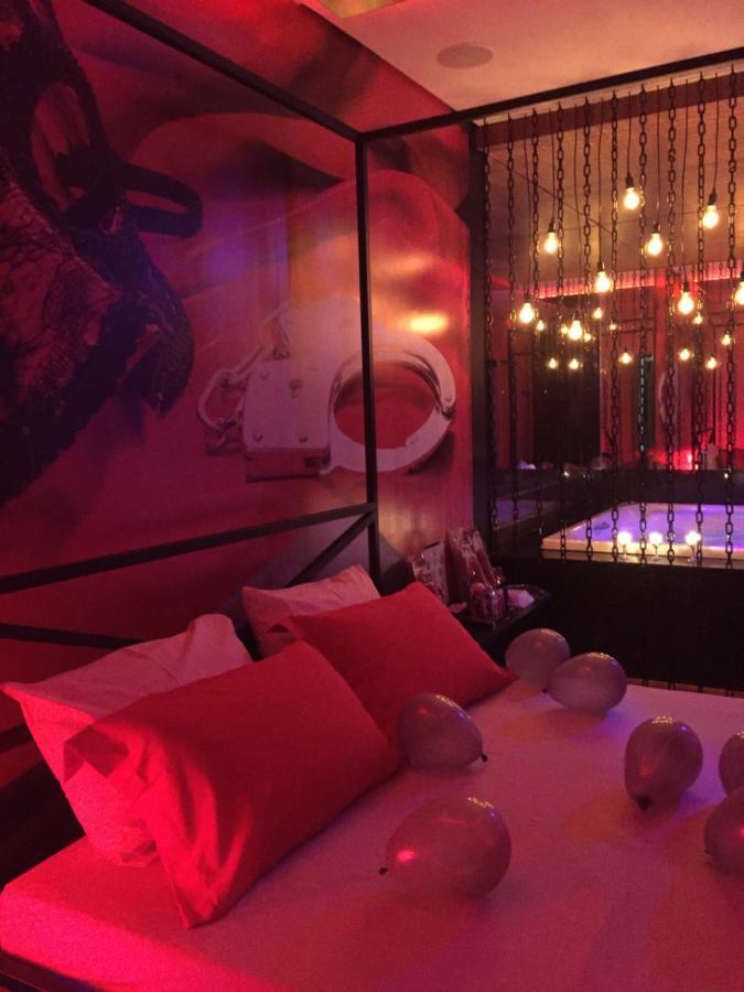 Imperium Inn Motel (Adults Only) Nova Ponte Buitenkant foto