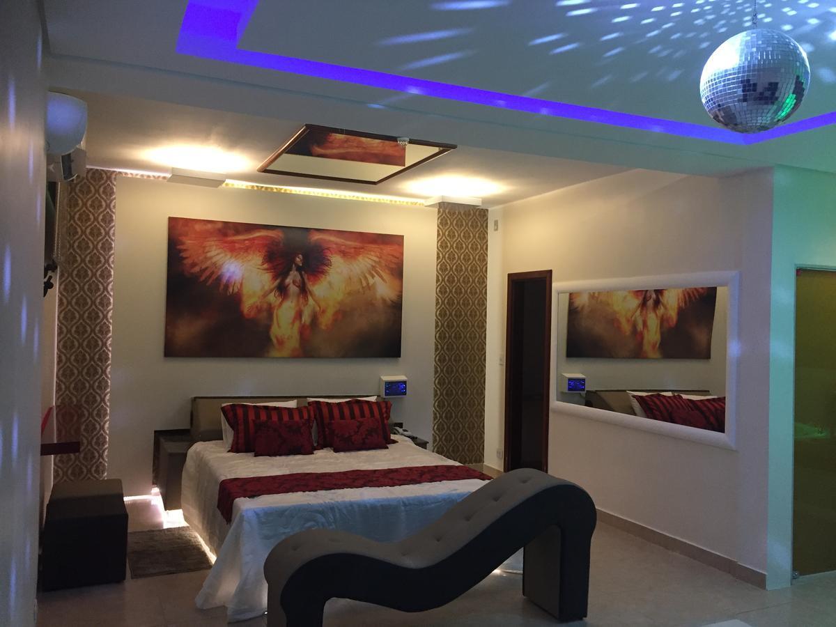 Imperium Inn Motel (Adults Only) Nova Ponte Buitenkant foto